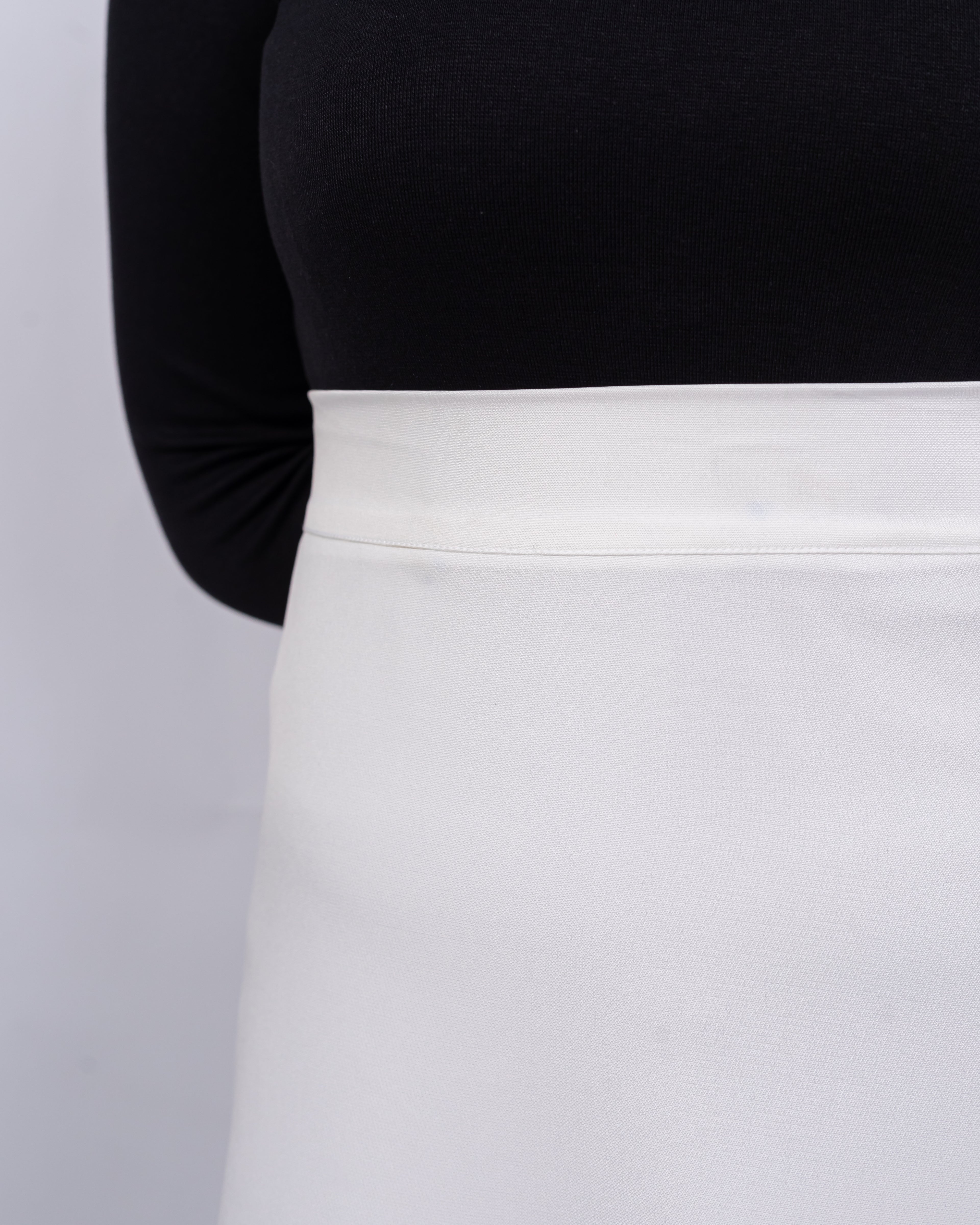 Nada — A-Line Off-White Skirt