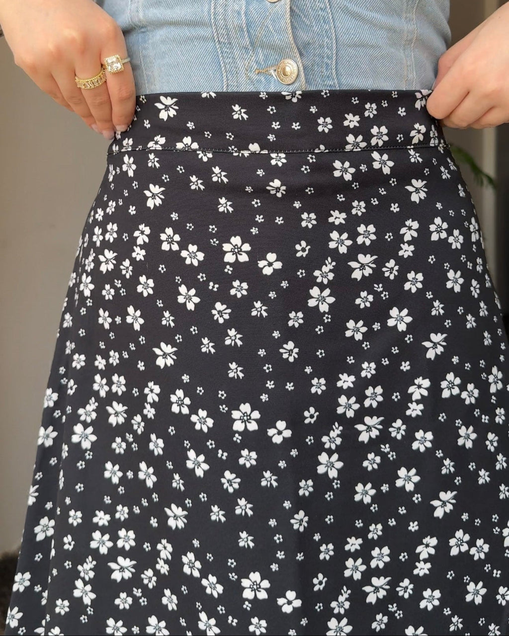 A line Black Floral Skirt