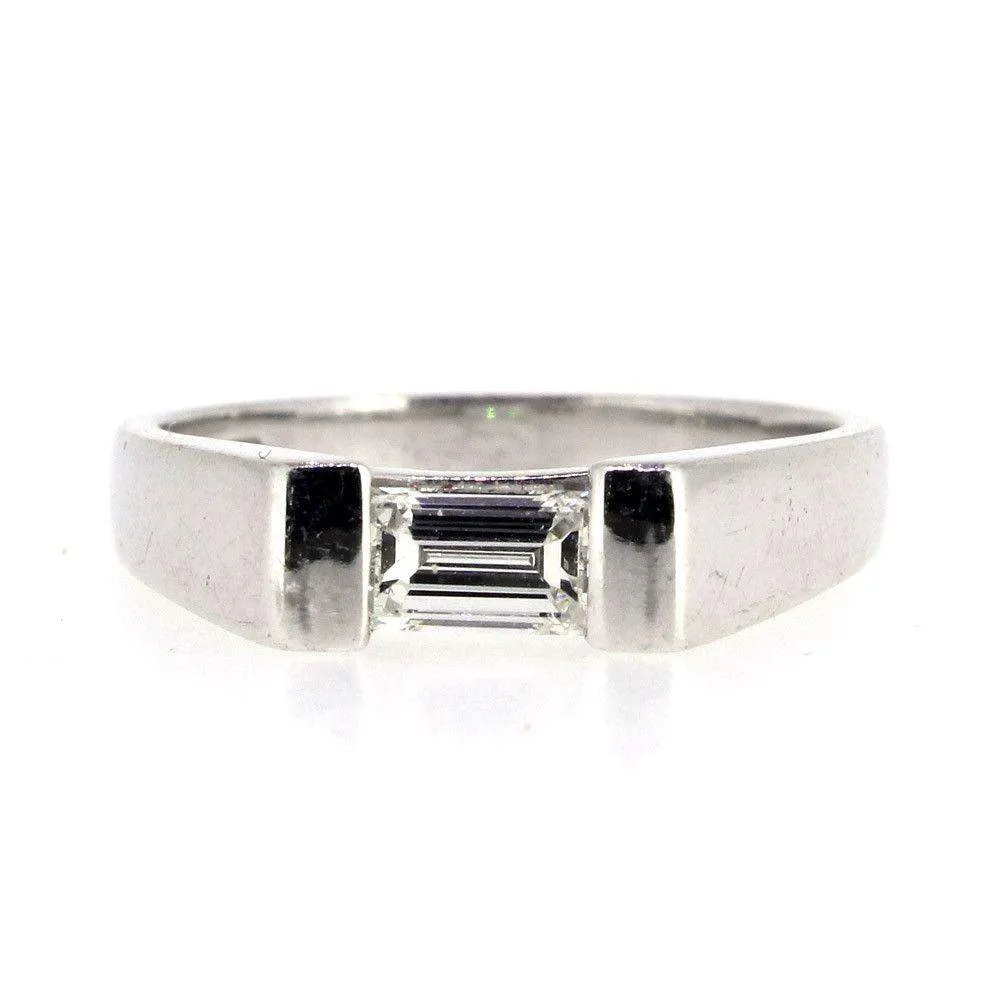 18 Carat White Gold And Diamond Ring -9746