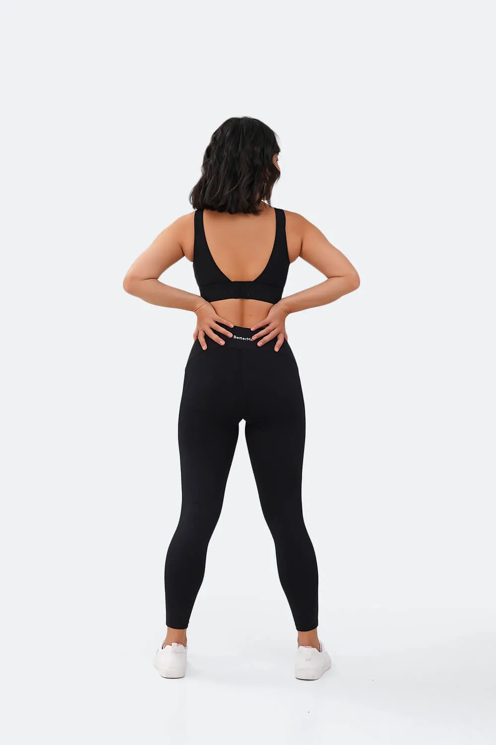 7/8 High-Waisted Leggings in Black