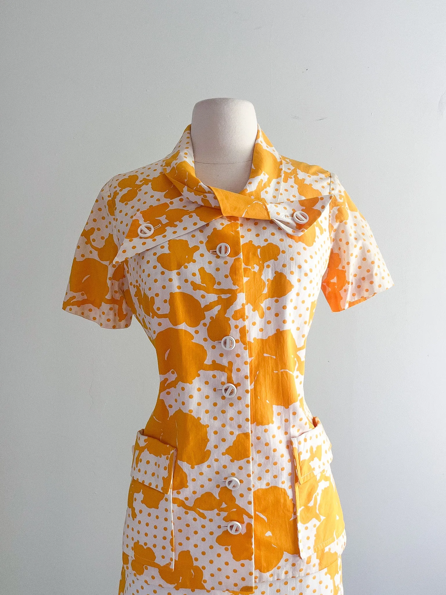 Adorable 1960's Marigold Yellow Summer Two Piece Set / Sz M