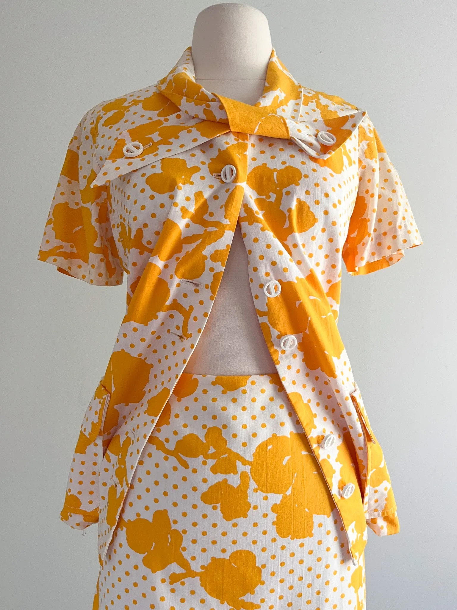 Adorable 1960's Marigold Yellow Summer Two Piece Set / Sz M