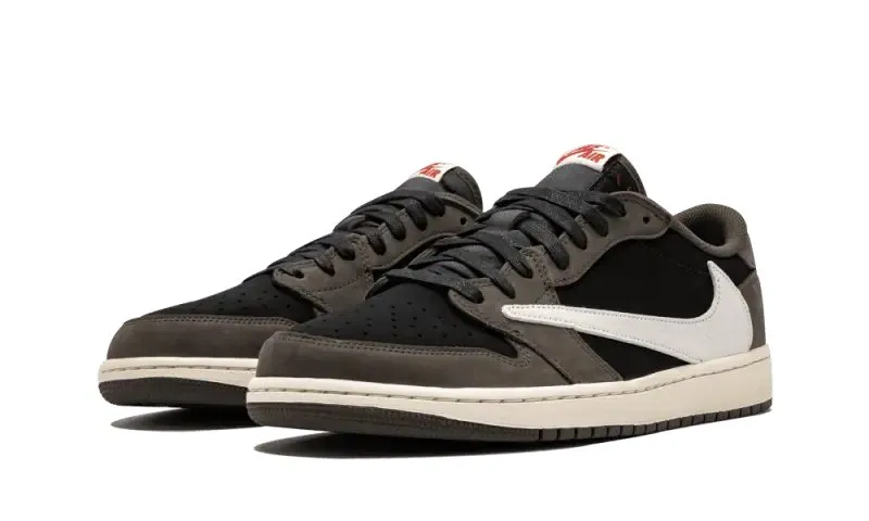 Air Jordan 1 Retro Low Travis Scott