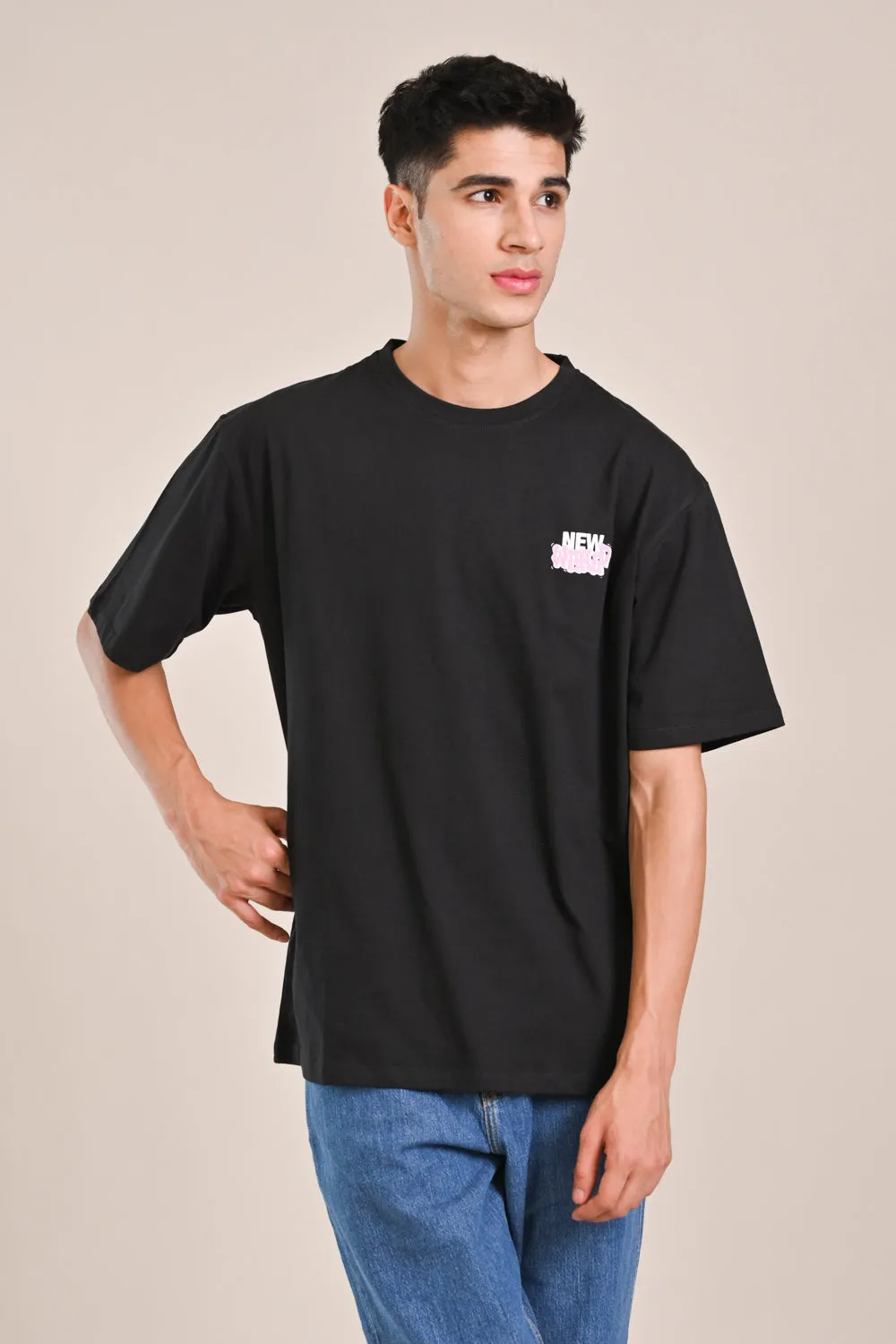 BAGGY FIT GRAPHIC TEE