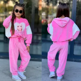 Barbie's Glam Girls Casual Set