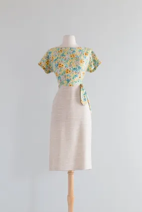 Beautiful Early 1960's Spring Floral Print Wiggle Dress / Medium