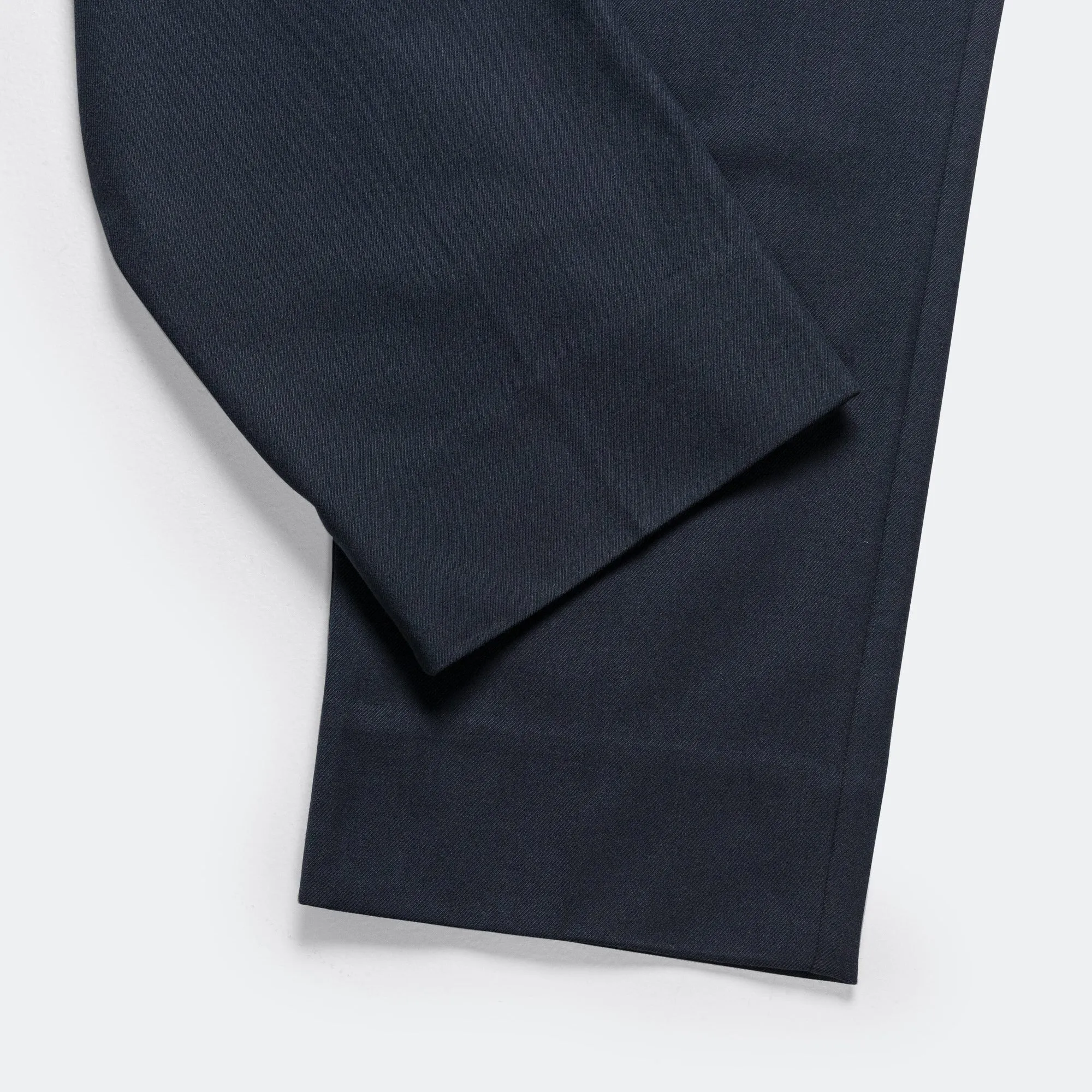 Benn Relaxed Cotton Wool Twill Pleated Trouser - Dark Navy