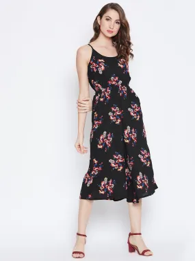 Berrylush Women Black Floral Printed Scoop-Neck Two-Pocket Culotte Jumpsuit