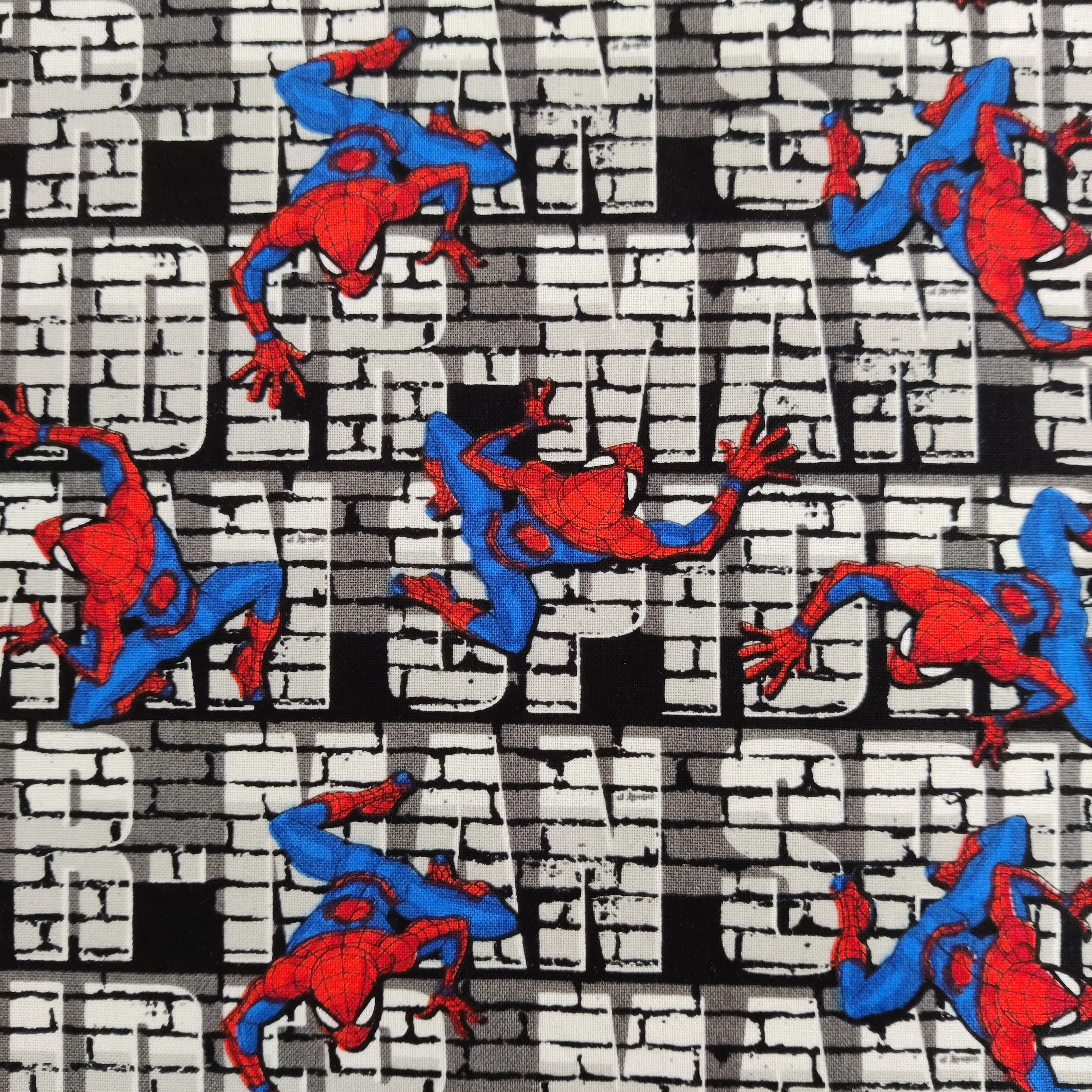 FS756_3 Spider-Man Wall Crawler Cotton