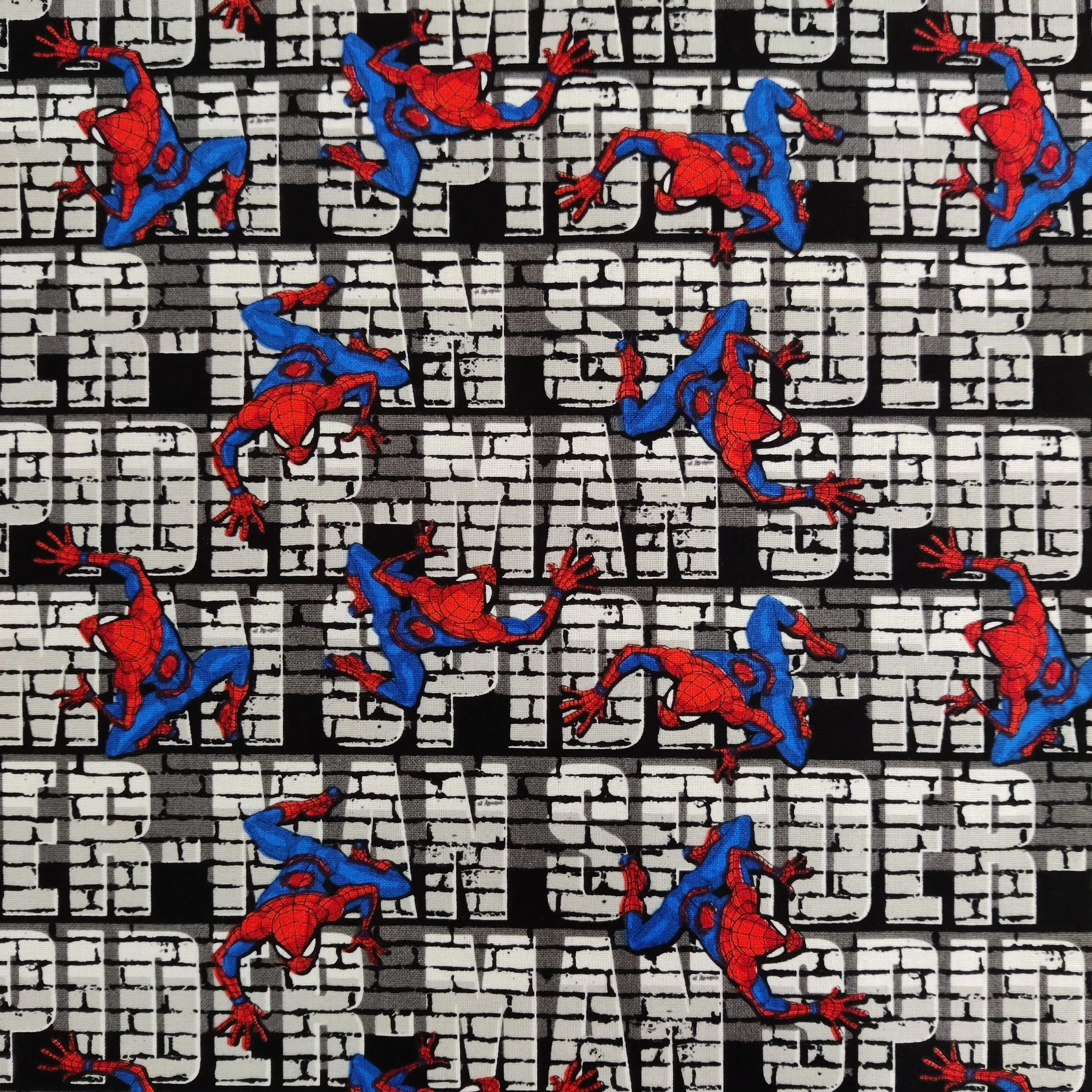 FS756_3 Spider-Man Wall Crawler Cotton