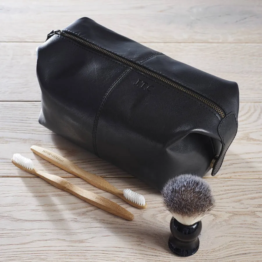 Groom Leather Wash Bag