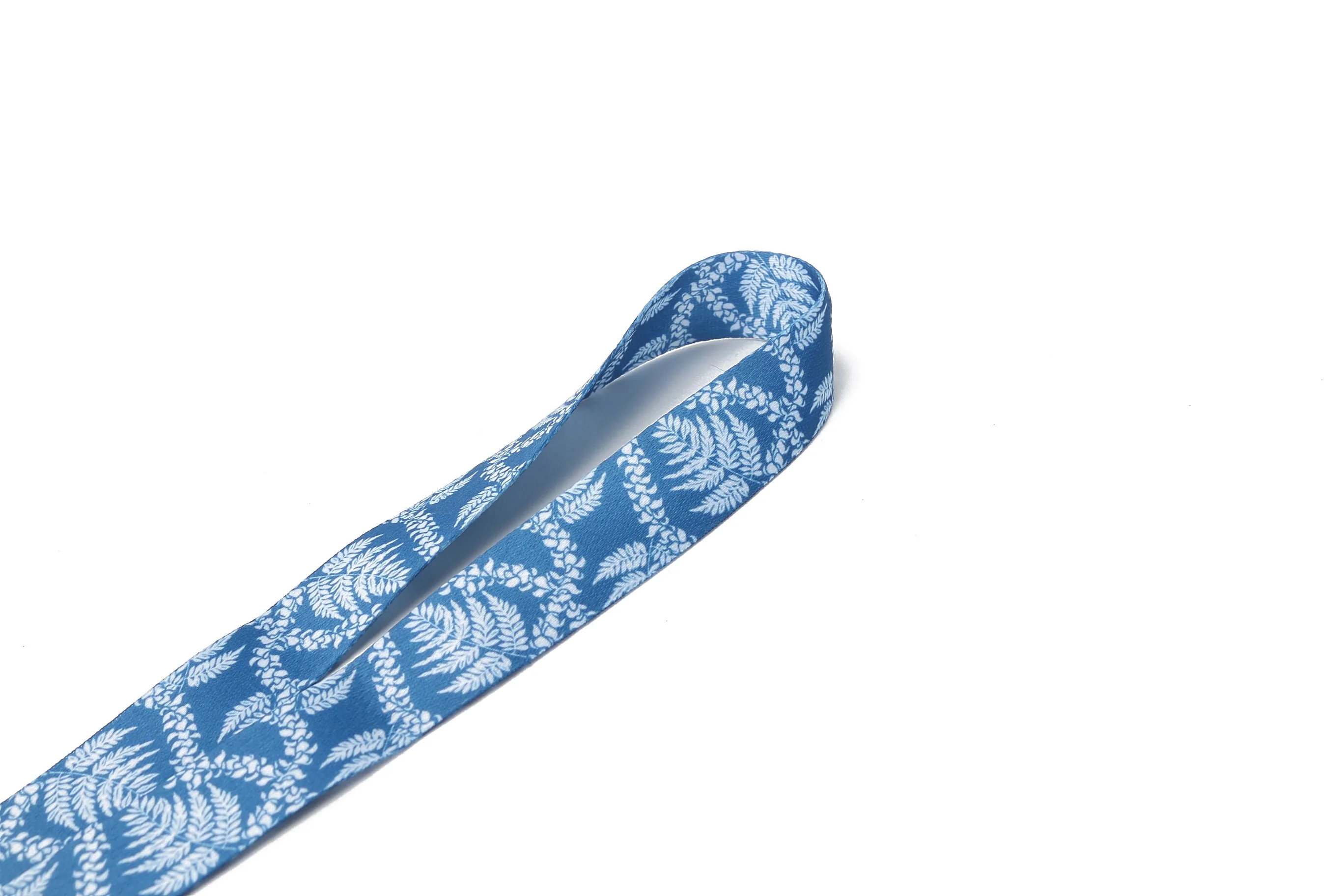 Lanyard Fern Lei Blue