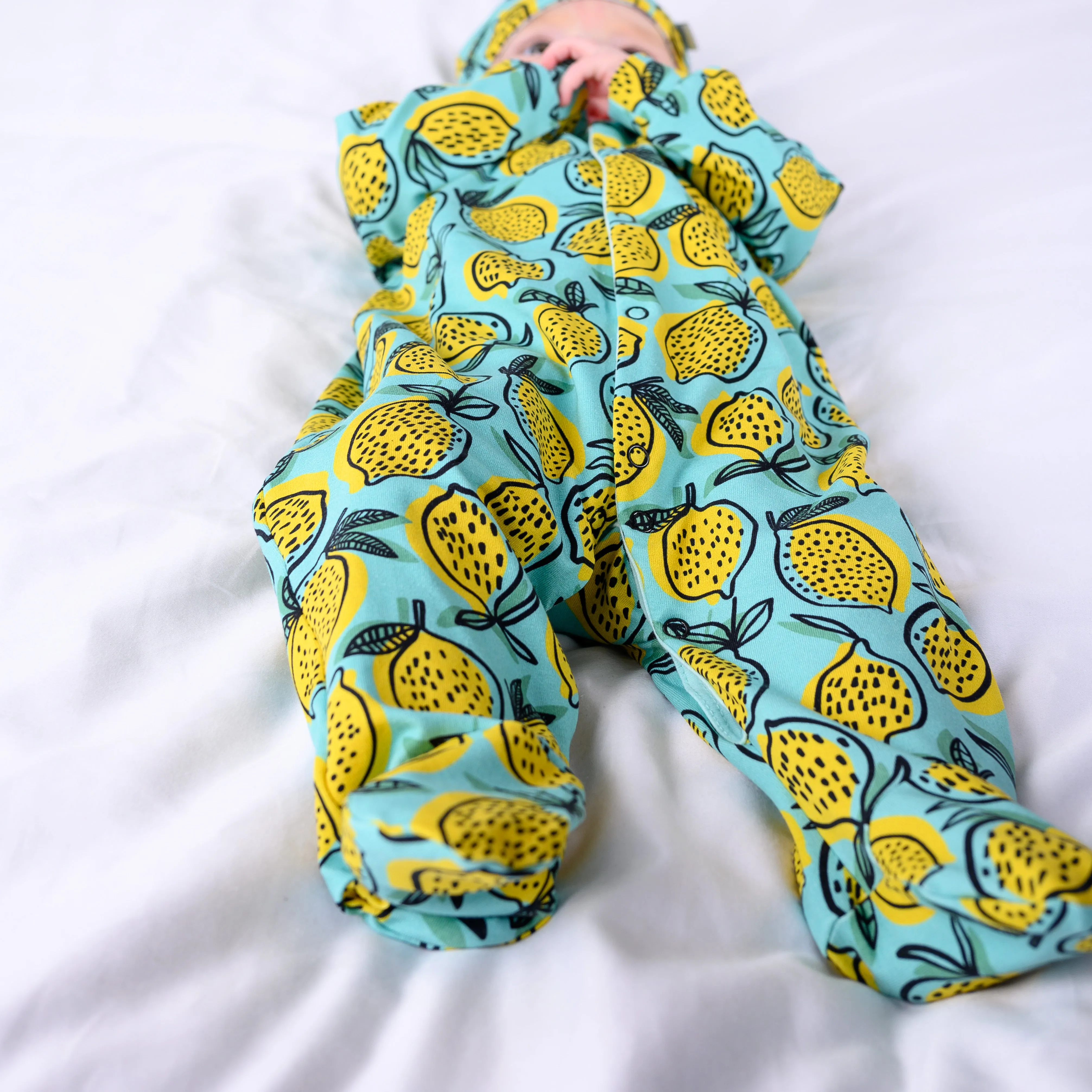 Lemon print cotton sleepsuit