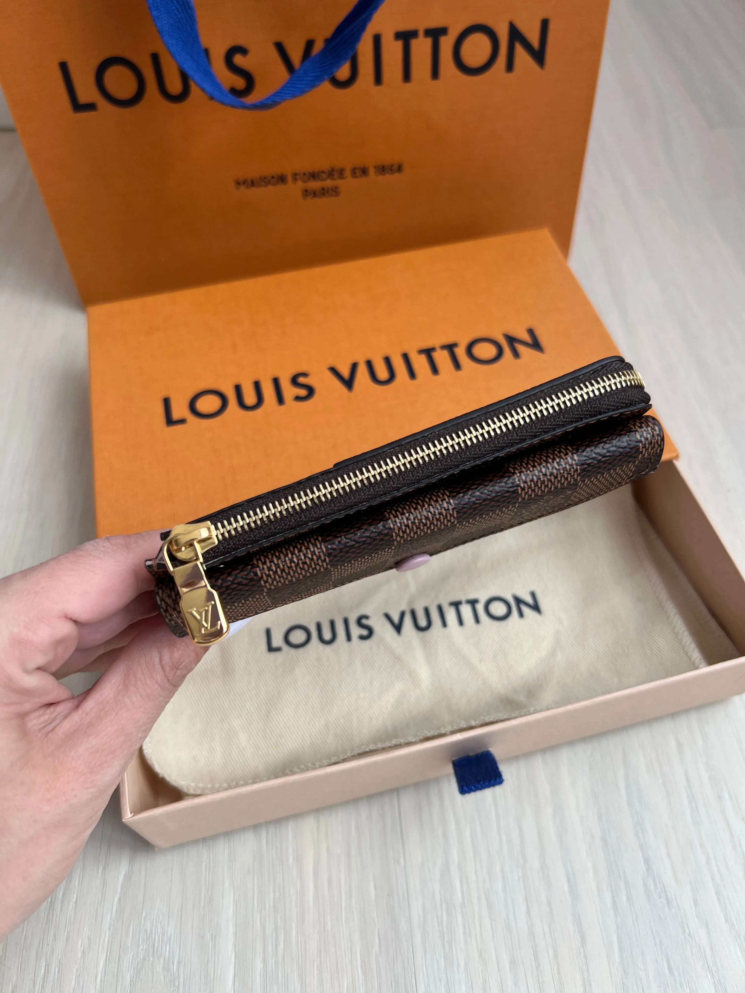 Louis Vuitton Recto Reverso Card Holder Wallet