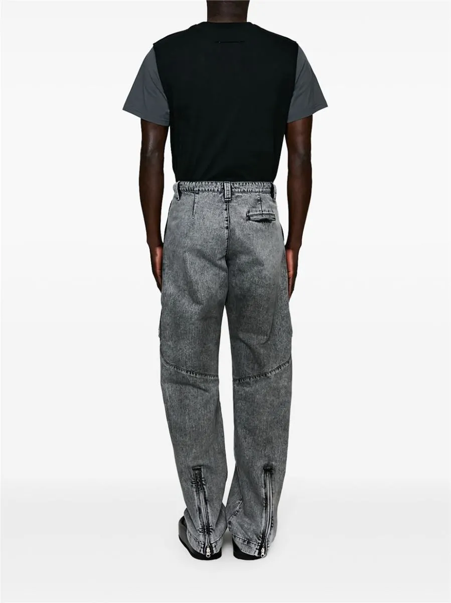 MID-RISE STRAIGHT-LEG JEANS