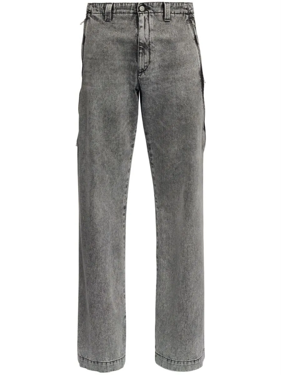 MID-RISE STRAIGHT-LEG JEANS