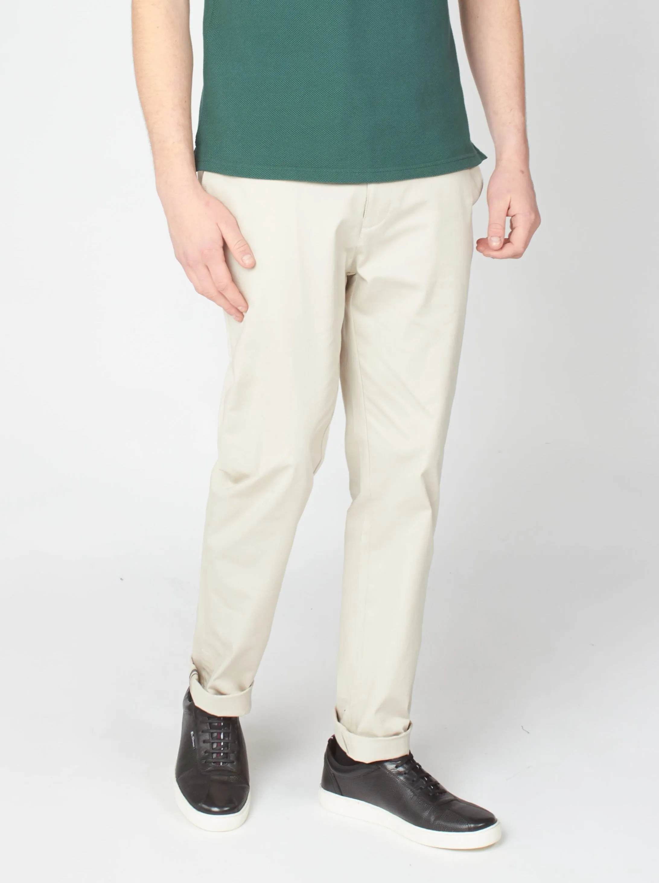 Signature Slim Stretch Chino Pant - Putty