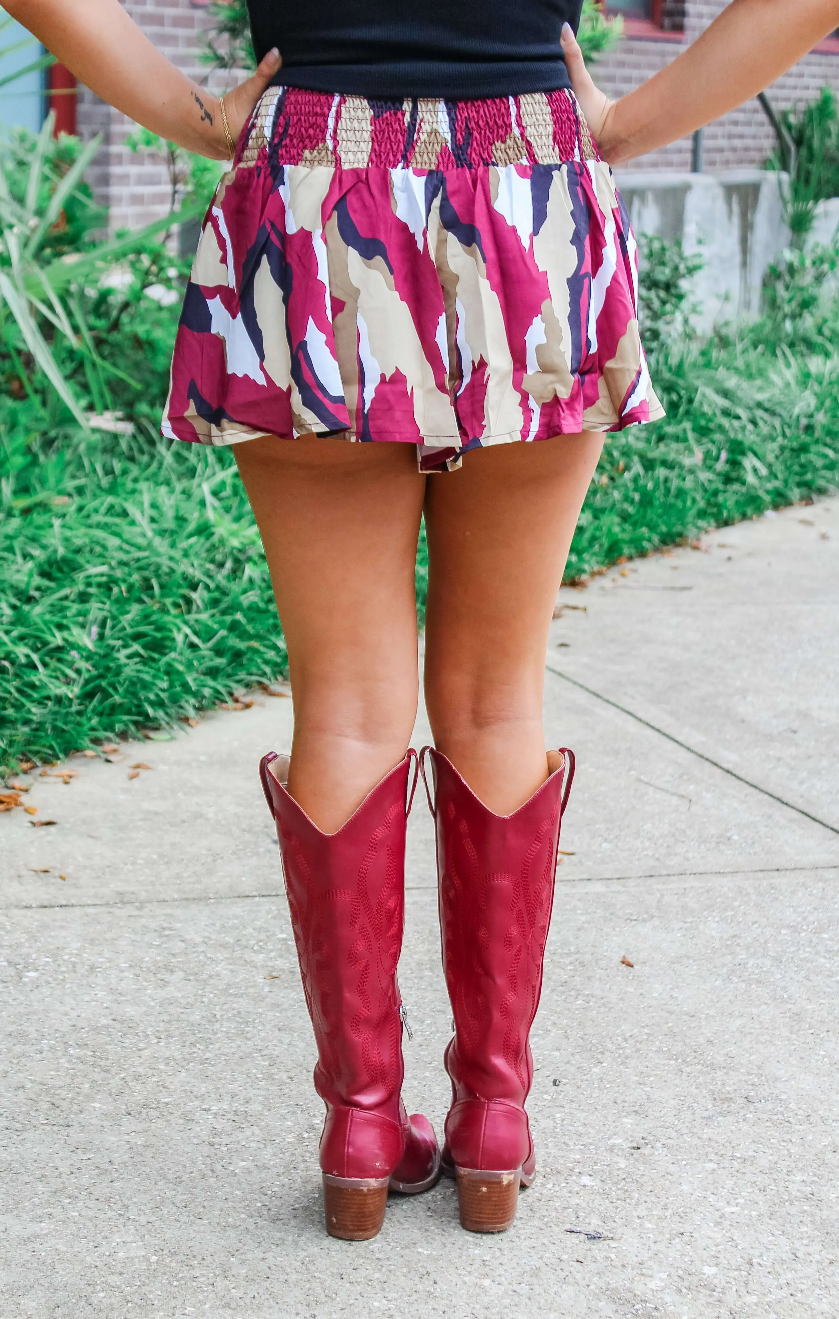 The Abstract Garnet   Gold Shorts