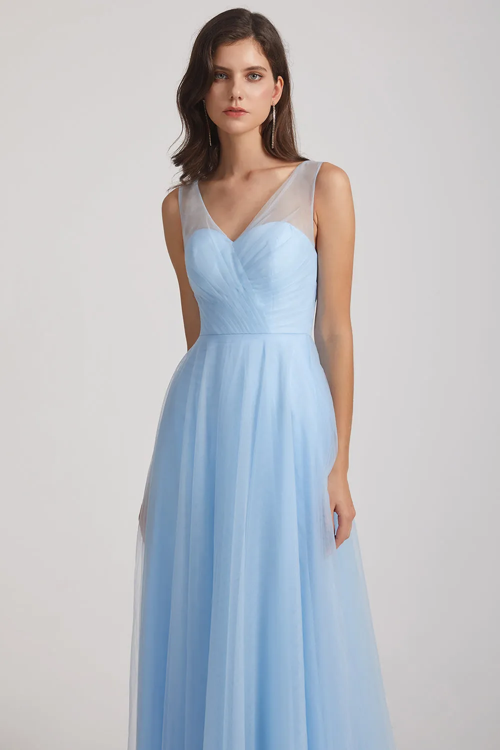 V-Neck Sleeveless Sheer Back Long Tulle Light Blue Bridesmaid Dresses (AF0105)